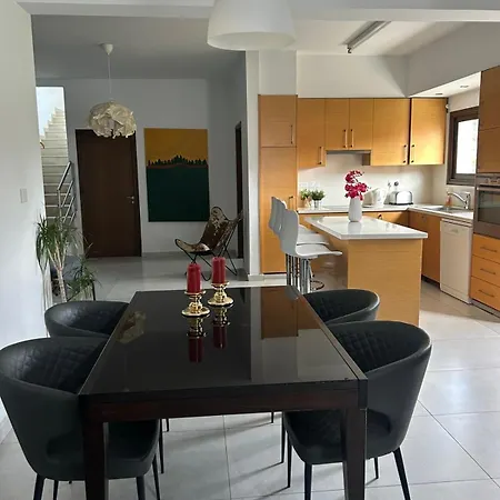 Protopapas House בית נופש *