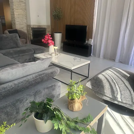 Protopapas House Kato Amiandos