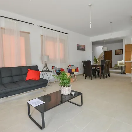 Protopapas House Kato Amiandos